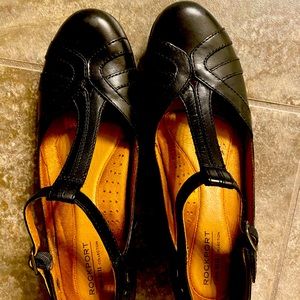 Rockport dress shoes
